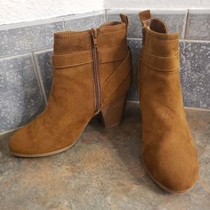 NWOT Ankle Boots